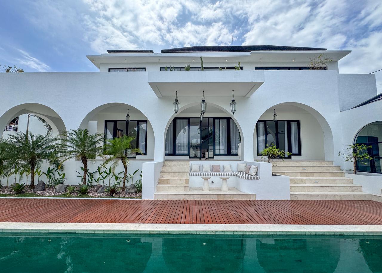 Modern Mediterranean Villa – Berawa, Canggu