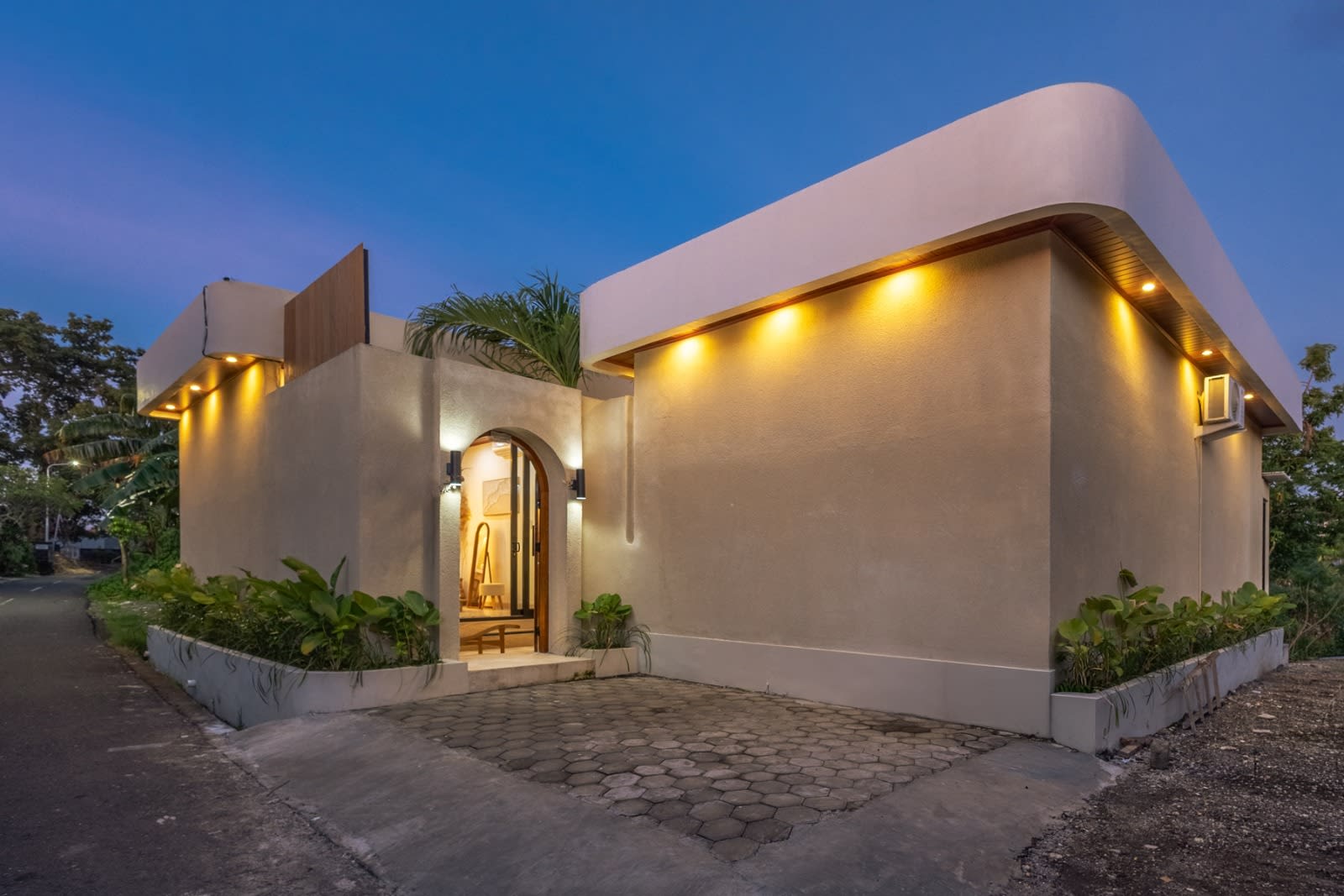 Brand New Mediterranean Villa in Padonan, Canggu