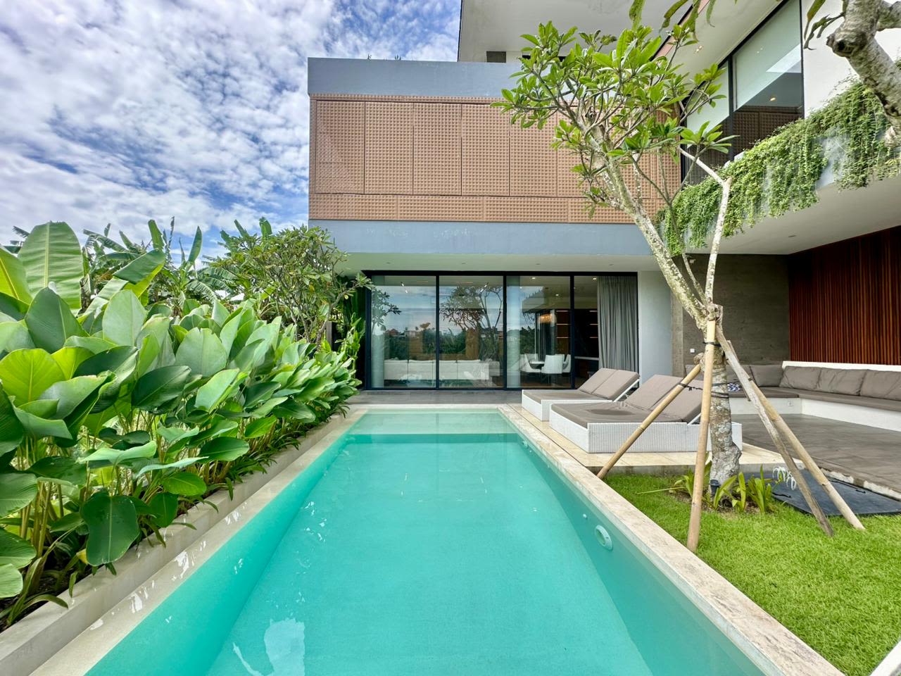 Beautiful Rice Field View Villa in Berawa – Canggu