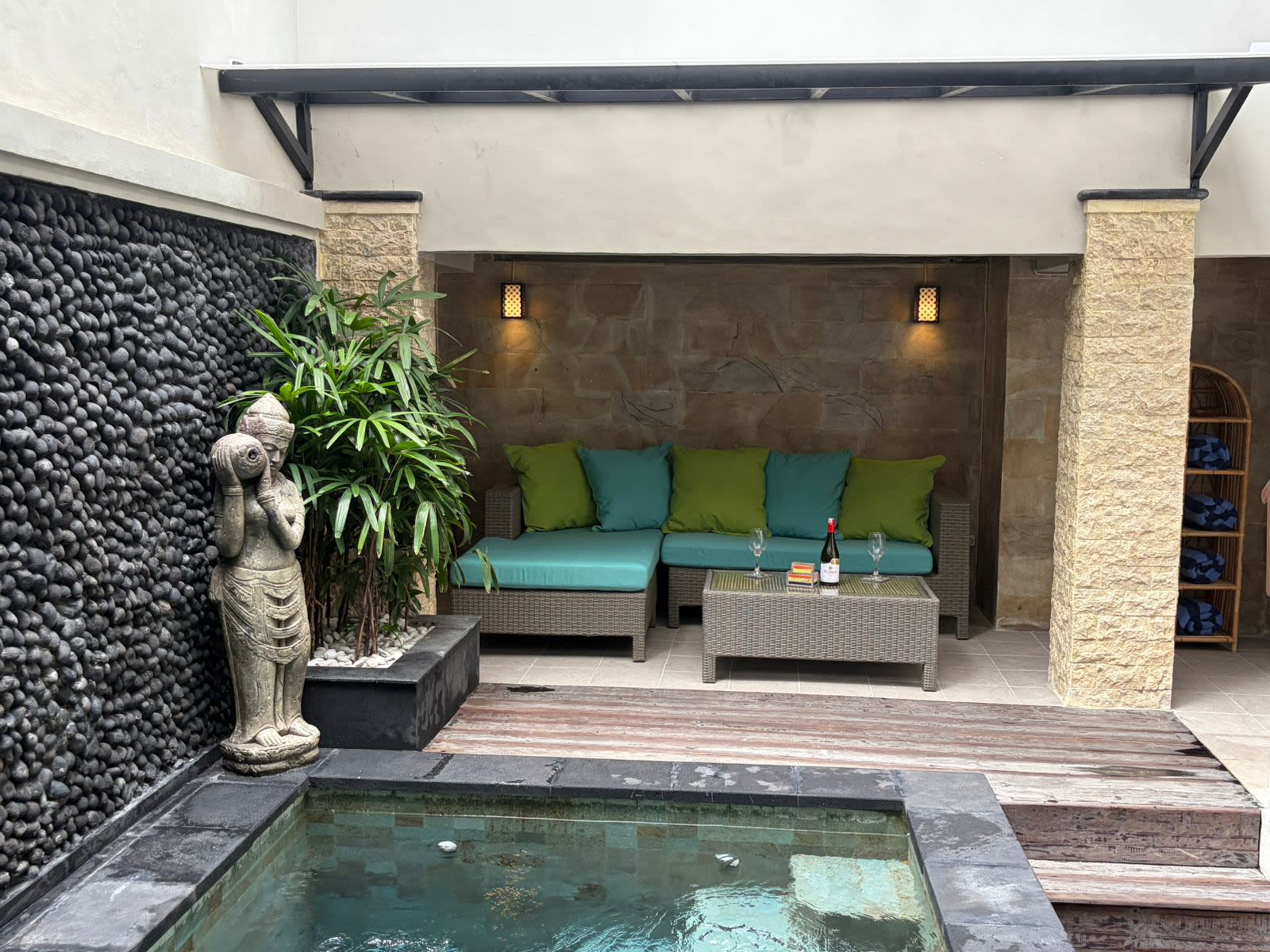 Stunning Renovated Pool Villa in Prime Kerobokan Location