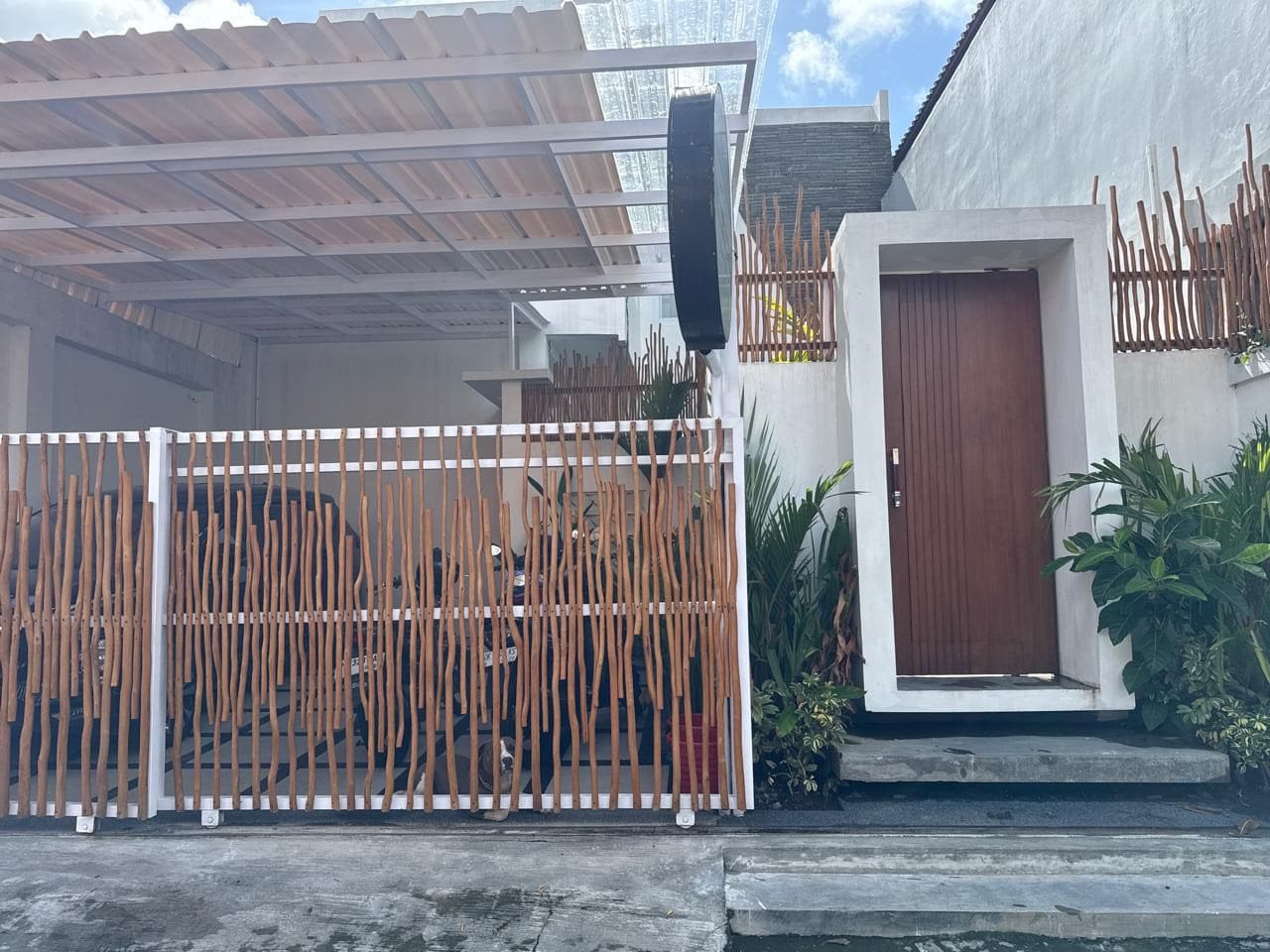 Modern 3-Storey Villa in Dalung, North Kuta