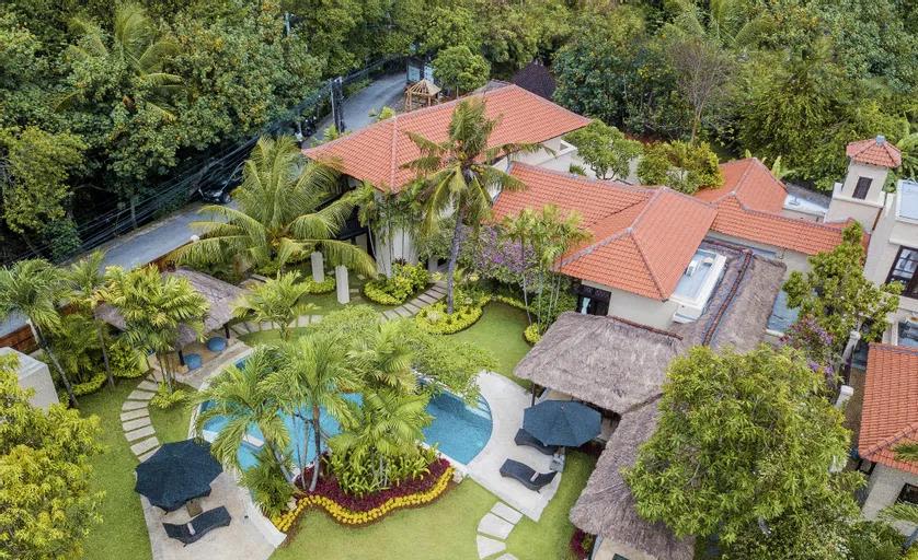 Luxury Commercial Villa – 9-Bedroom, Wedding Venue, Walking to Petitenget Beach, Seminyak