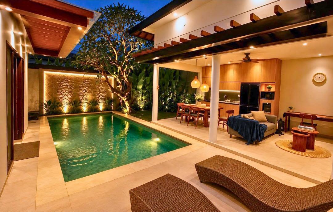Stunning Tropical Design Freehold Villa 2 Bedrooms in Exclusive Complex, Umalas, Bali