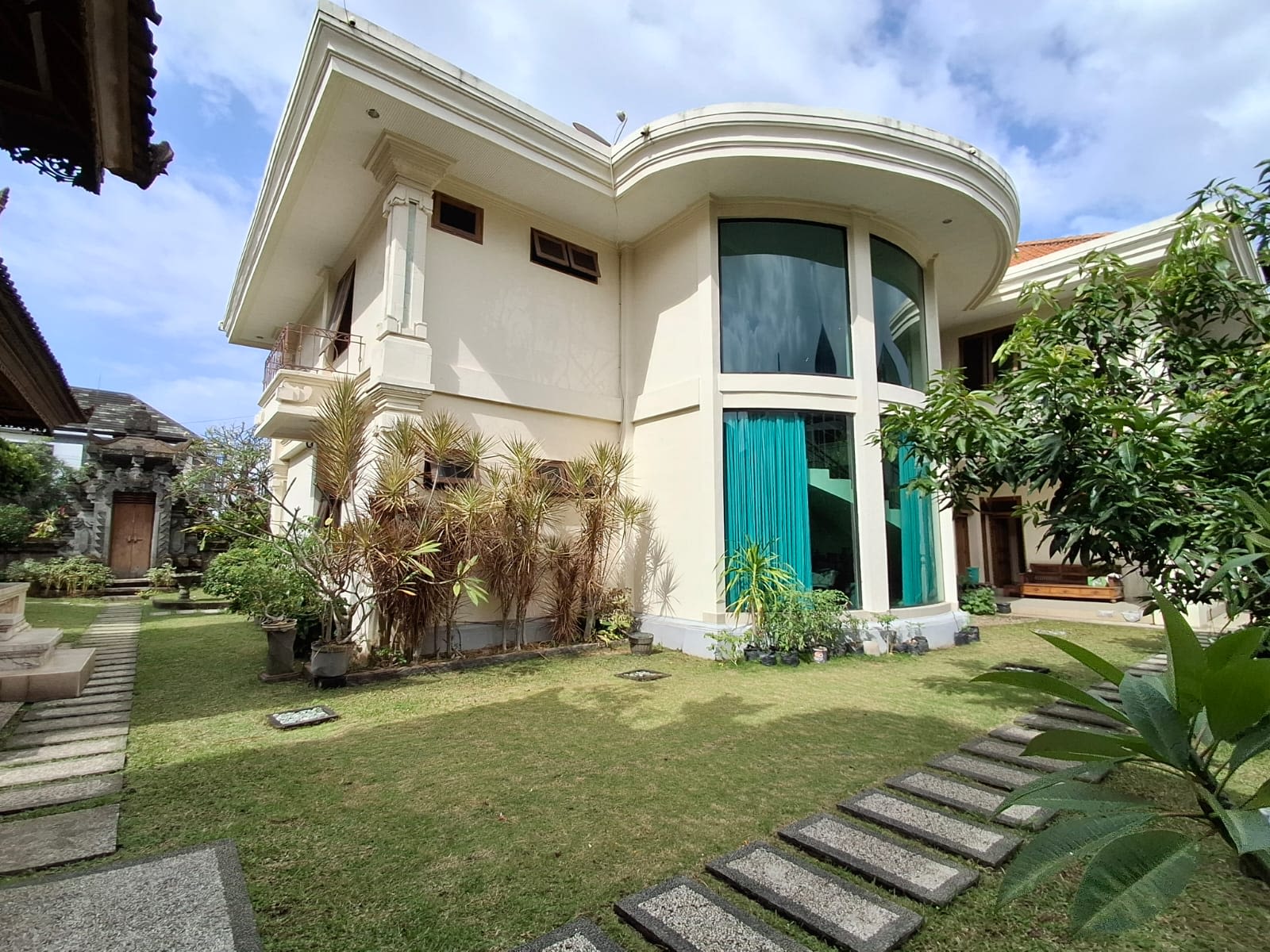 Luxury House in Elite Sekar Tunjung, Gatsu Timur, Denpasar