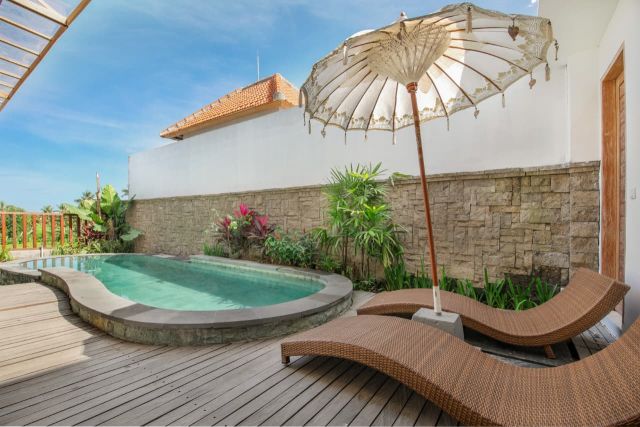 2-Storey Villa Fully Renovated & Furnished - Image 11