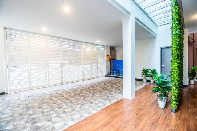 Modern Minimalist Villa in Dharmawangsa Kutuh Nusa Dua – Fully Furnished - Image 12