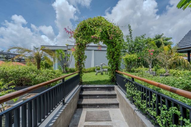 Luxury Sanctuary Villa in Umalas - Image 25