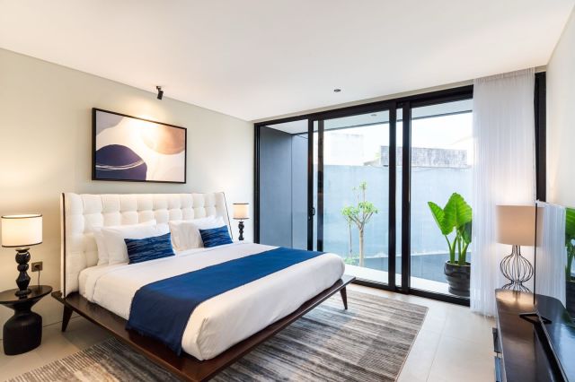 Luxury 5-Star Facility Villa - Image 9