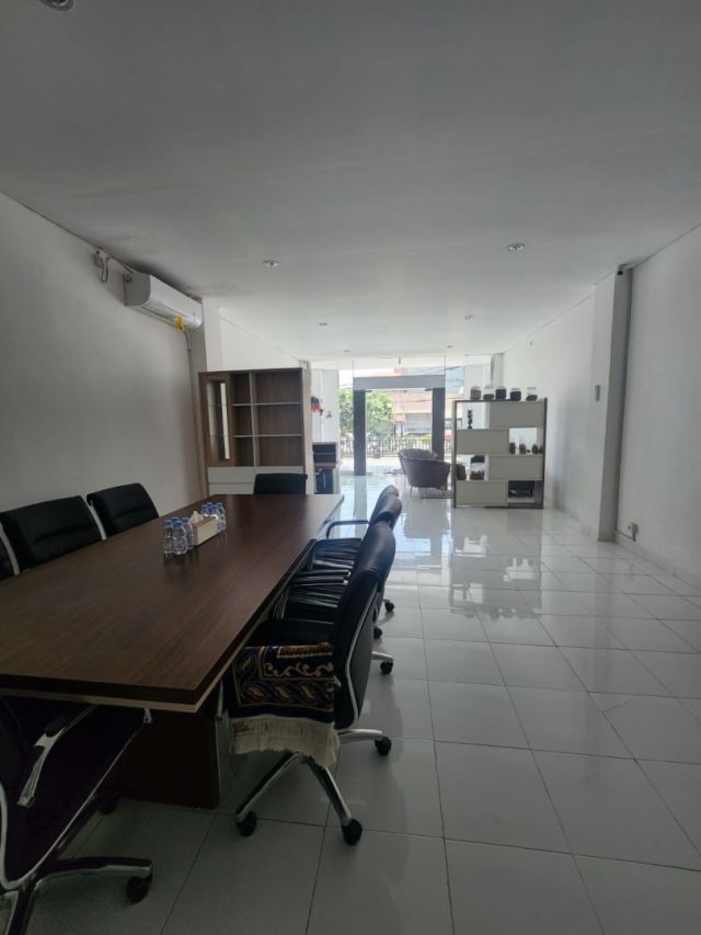 2.5-Storey Commercial Ruko Near Politeknik Pariwisata Bali – Nusa Dua - Image 10