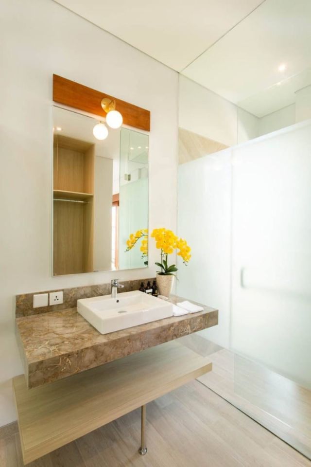 Luxury 4BR Villa with Jacuzzi – Kerobokan, Seminyak - Image 13