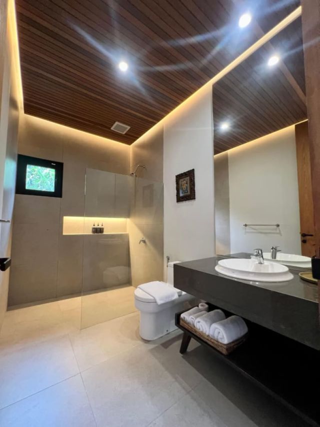 Luxury Nature View Villa in Buwit, Tabanan - Image 4