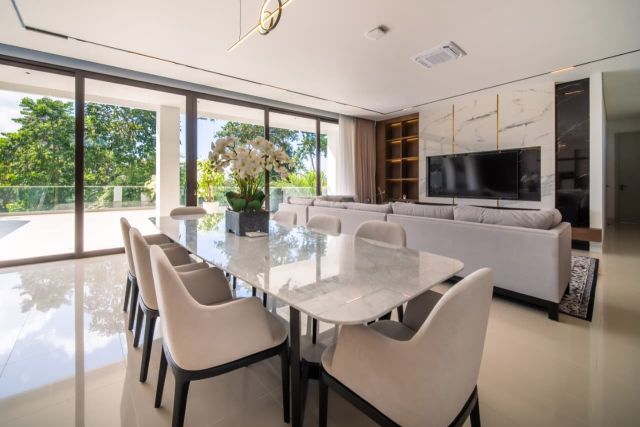 Modern 4 Bedroom Jungle Villa in Ubud - Image 34