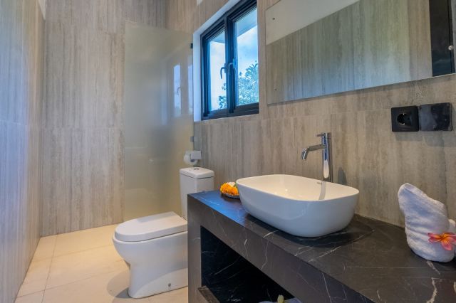 New Villa in Tumbak Bayu – Ricefield View with Leasehold & Freehold Options - Image 9