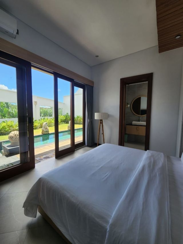 Single Floor Villa Complex in Canggu Babakan - Image 11