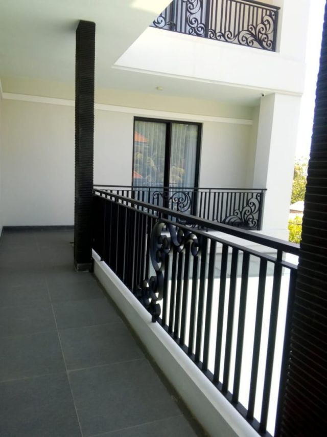 Modern Minimalist House in Puri Gading Jimbaran – Fully Furnished - Image 5