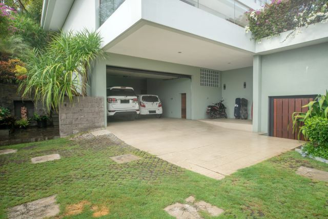 Luxury 3BR Villa with Ocean & Sunset Views – Padang Padang, Bali - Image 8