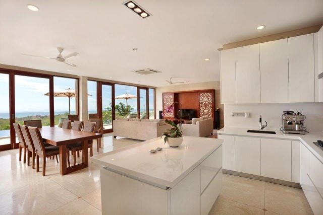 Luxury 3BR Villa with Ocean & Sunset Views – Padang Padang, Bali - Image 9