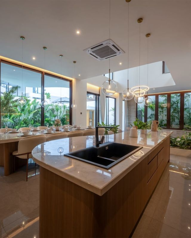 Luxury Villa for Sale in Dewi Sri, Kuta – Modern Tropical Ready Unit - Image 5