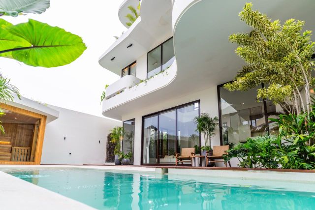 Luxury Villa for Sale in Dewi Sri, Kuta – Modern Tropical Ready Unit - Image 9