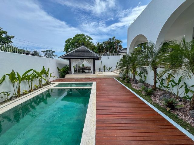 Modern Mediterranean Villa – Berawa, Canggu - Image 16