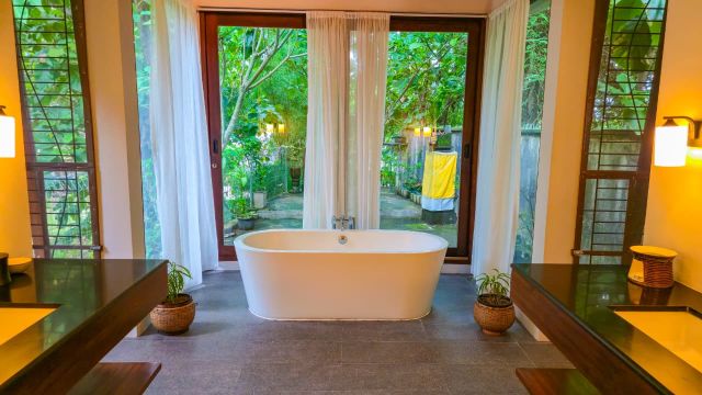 Luxury 5BR Villa with Rooftop & Sunset Views – Puri Gading, Jimbaran - Image 20