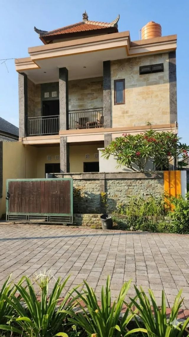 2-Storey House in Jalan Pusaka Jimbaran – 3 Bedrooms - Image 2