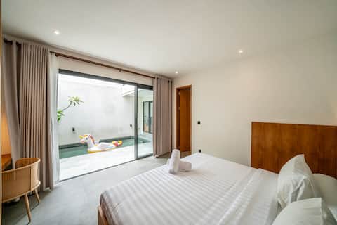 Brand New Modern Tropical Villa in Tumbak Bayuh - Image 9