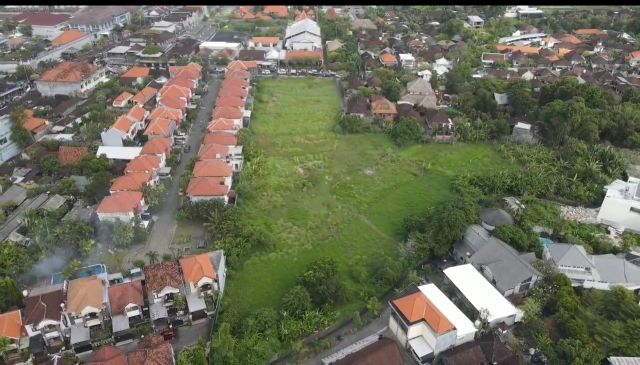 Commercial Land in Kerobokan – Villa & Residence Development - Image 4