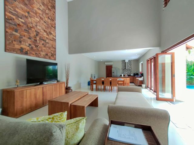Modern Tropical Luxury Villa in Petitenget Seminyak - Image 4