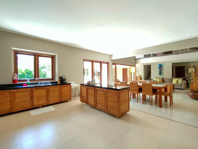 Modern Tropical Luxury Villa in Petitenget Seminyak - Image 29