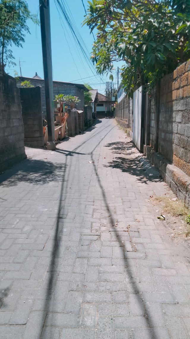 Land for Sale with Existing House in Sanur - Image 6