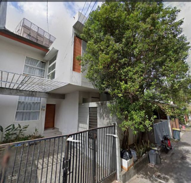 Modern Minimalist 2-Storey House Near Imam Bonjol Kuta - Image 1