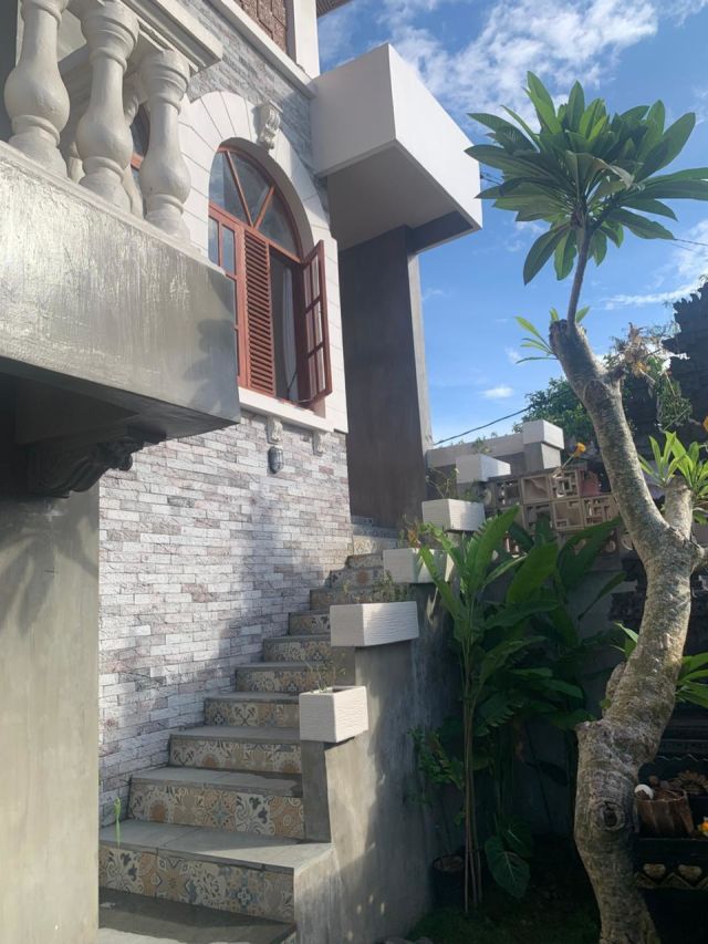 Modern Luxury House in Gunung Soputan Denpasar Barat - Image 14
