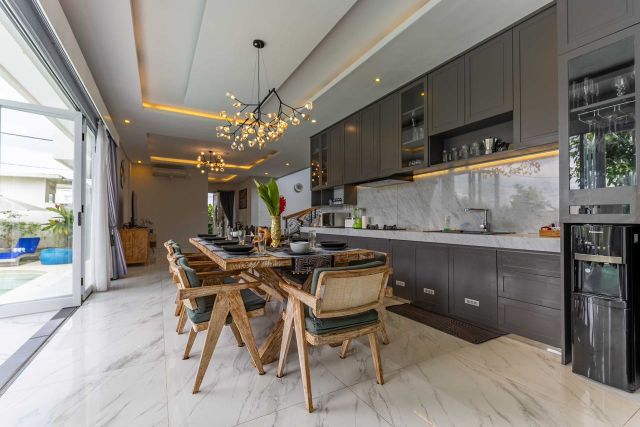 Luxury Freehold Beachfront Estate in Mengening Cemagi - Image 5