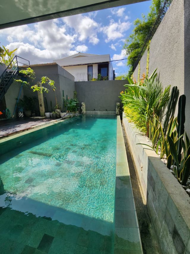 Modern Tropical Villa in Umalas 2 Exclusive Complex - Image 11