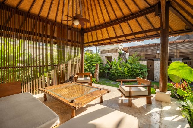 Luxury Villa in Bumbak Umalas Kerobokan - Image 17