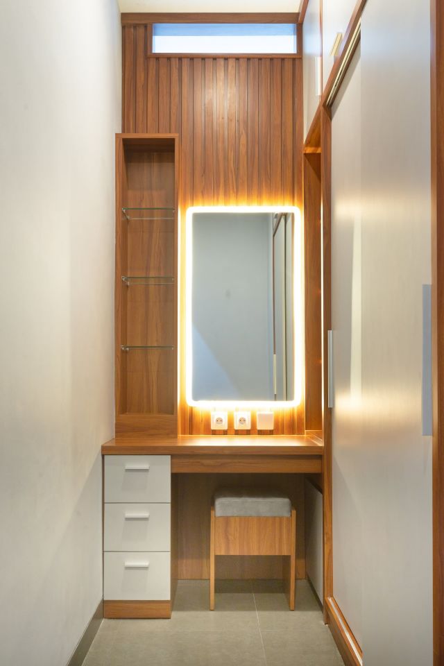 Luxury Tropical Villa in Seminyak Near Beach - Image 29