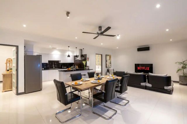 Luxury Villa in Merta Agung Kerobokan Seminyak Area - Image 2