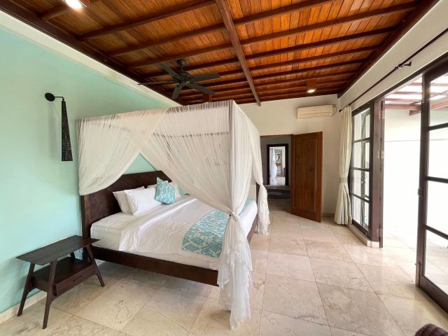 Fascinating Ocean View Villa in Uluwatu - Image 25