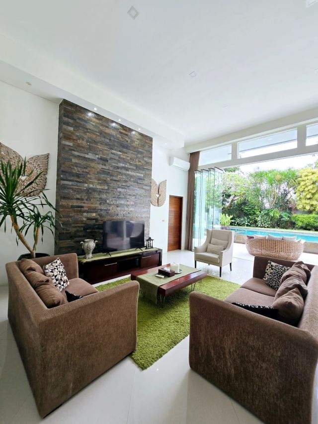 Multi-Level Modern Tropical Luxury Villa – 4-Bedroom with Infinity Pool, Puri Gading Jimbaran - Image 9