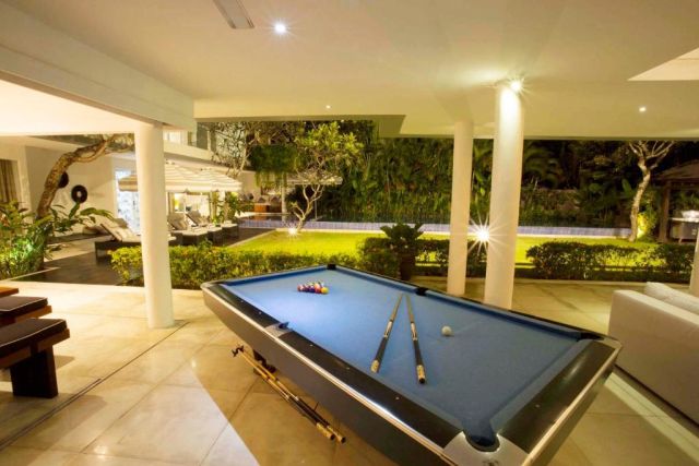 Super Luxury 6-Bedroom Villa – 100m from Jimbaran Beach, Rooftop Ocean View - Image 15