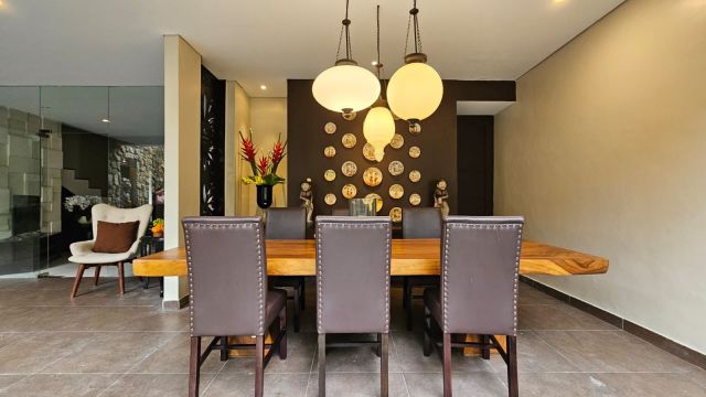 Freehold 2-Storey Villa with Pool – 4-Bedroom, Tukad Balian, Renon Denpasar Selatan - Image 8