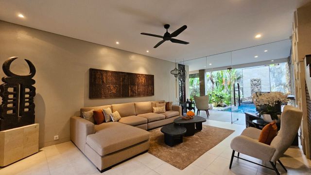 Freehold 2-Storey Villa with Pool – 4-Bedroom, Tukad Balian, Renon Denpasar Selatan - Image 10