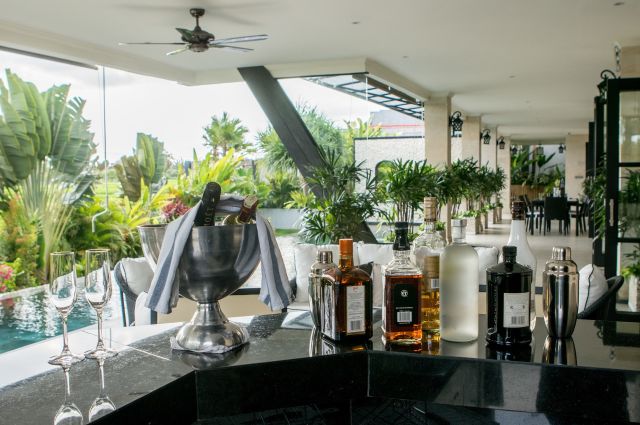 Luxury Villa with PMA License for Sale in Tibubeneng, Canggu, Bali — 1,100 m² Land - Image 26
