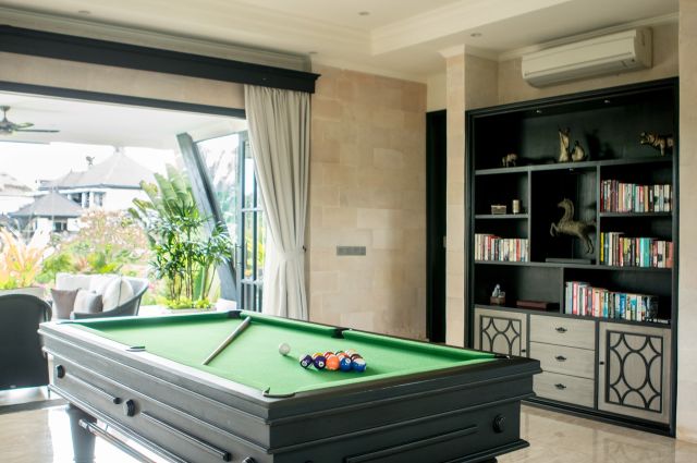 Luxury Villa with PMA License for Sale in Tibubeneng, Canggu, Bali — 1,100 m² Land - Image 32