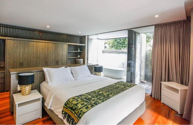 Freehold Villa 3 Bedrooms with Pool and Rooftop Terrace in Berawa, Canggu, Bali - Image 19