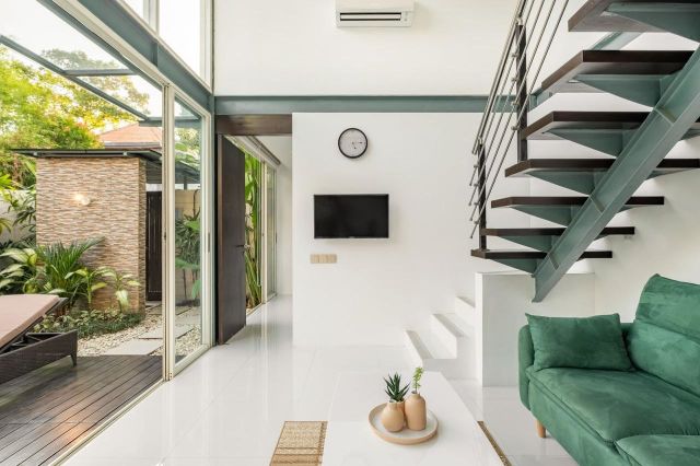 Freehold Villa 3 Bedrooms with Pool in Semer, Kerobokan, Bali - Image 2