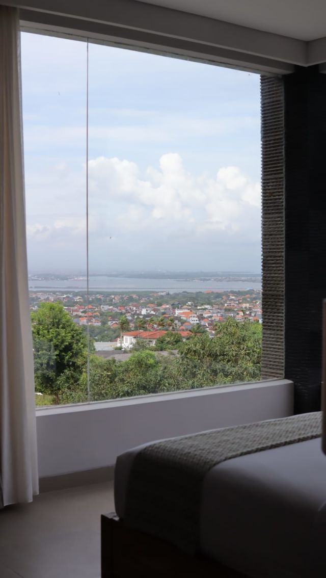 Newly Renovated Luxury Mansion Villa 6 Bedrooms with Unblocked City & Sunset View in Goa Gong, Ungasan, Bali - Image 10