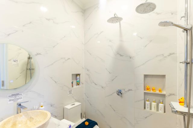 Premium Freehold & Leasehold Villa 4 Bedrooms Fully Renovated on Jl. Pura Masuka, Ungasan, Bali - Image 14