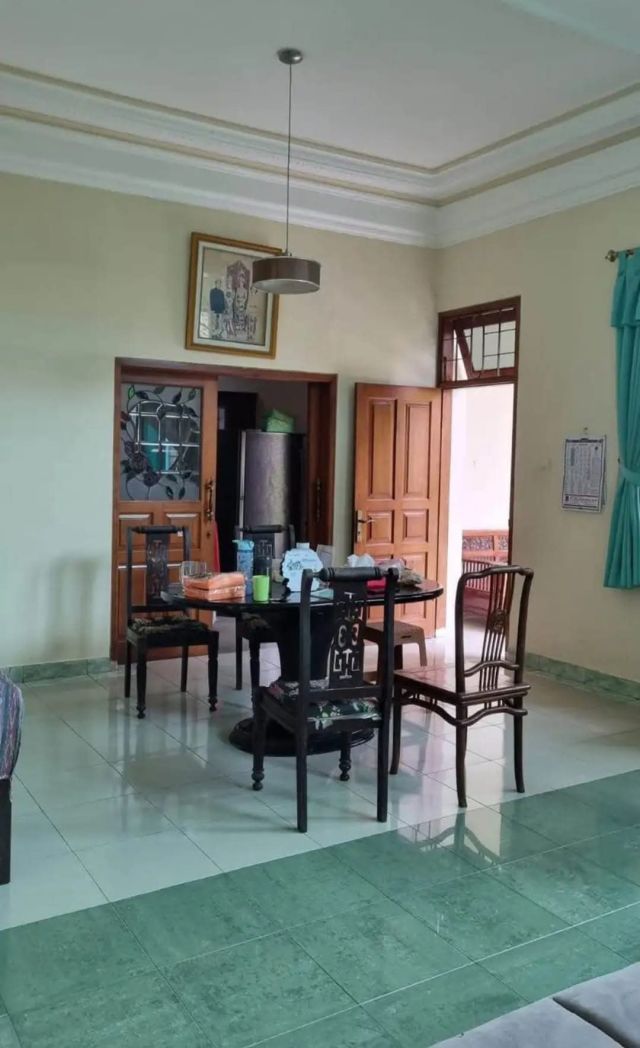 Luxury House in Elite Sekar Tunjung, Gatsu Timur, Denpasar - Image 9